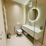 公寓 Amelia 2br-2ba New Boulevard *