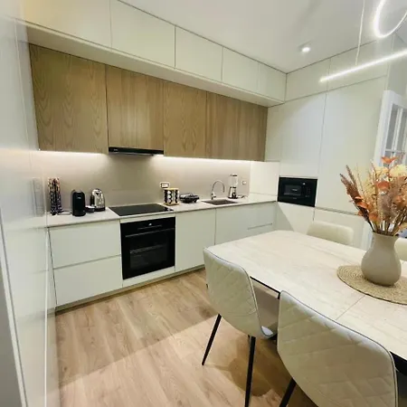 Appartamento Amelia 2br-2ba New Boulevard