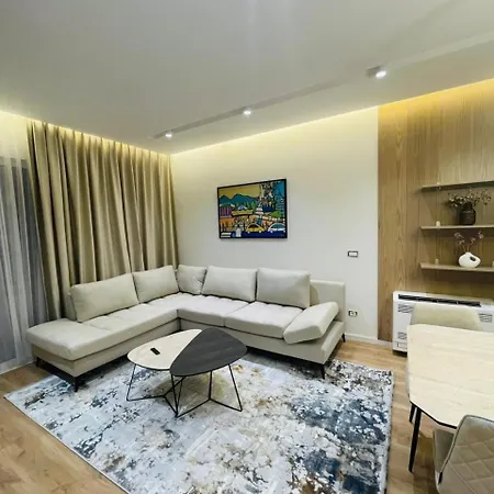 شقة Amelia 2br-2ba New Boulevard