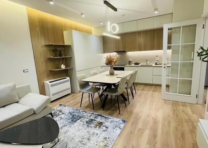 Amelia 2br-2ba New Boulevard Appartamento