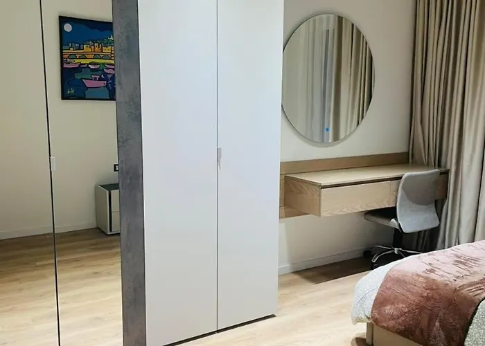 Amelia 2br-2ba New Boulevard *