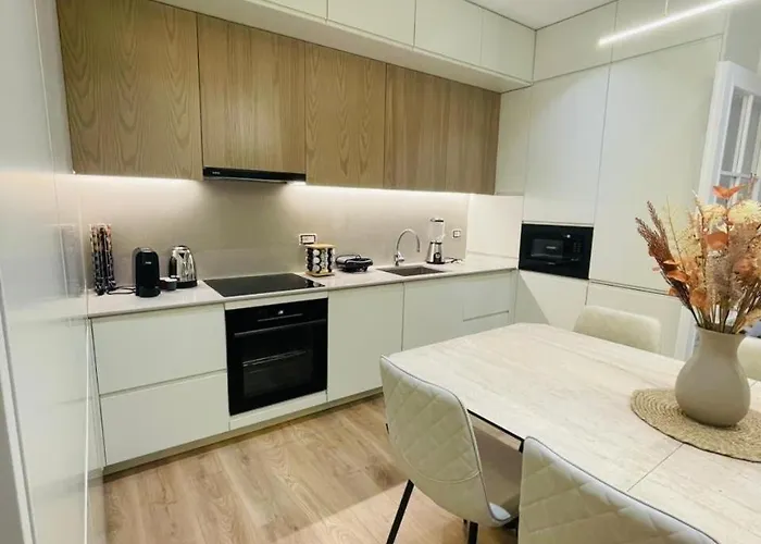 Апартаменты Amelia 2br-2ba New Boulevard